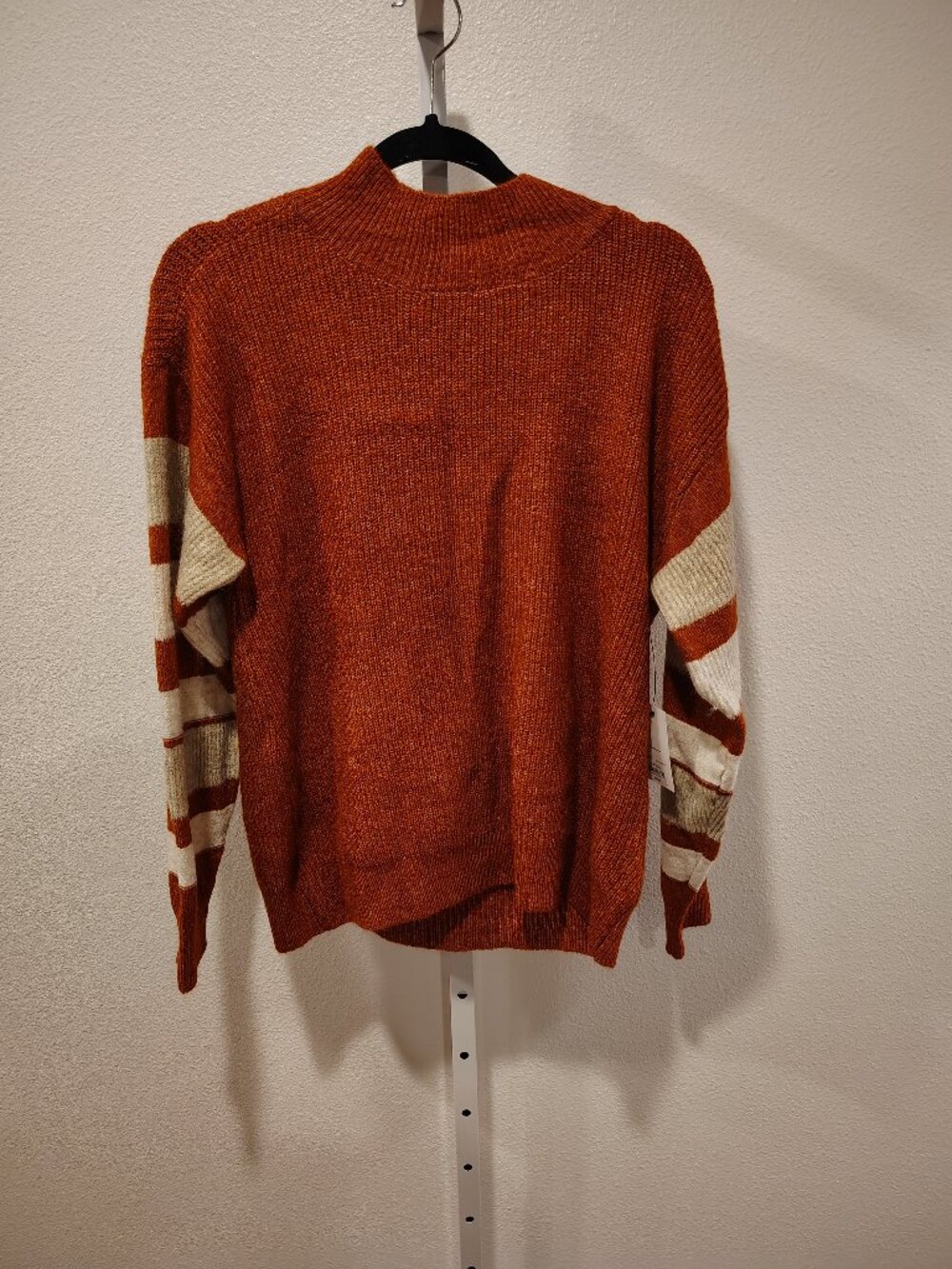 Nine West Women's Sweater Size Medium NWT Ribbed Knit High Mock Neck Color Block